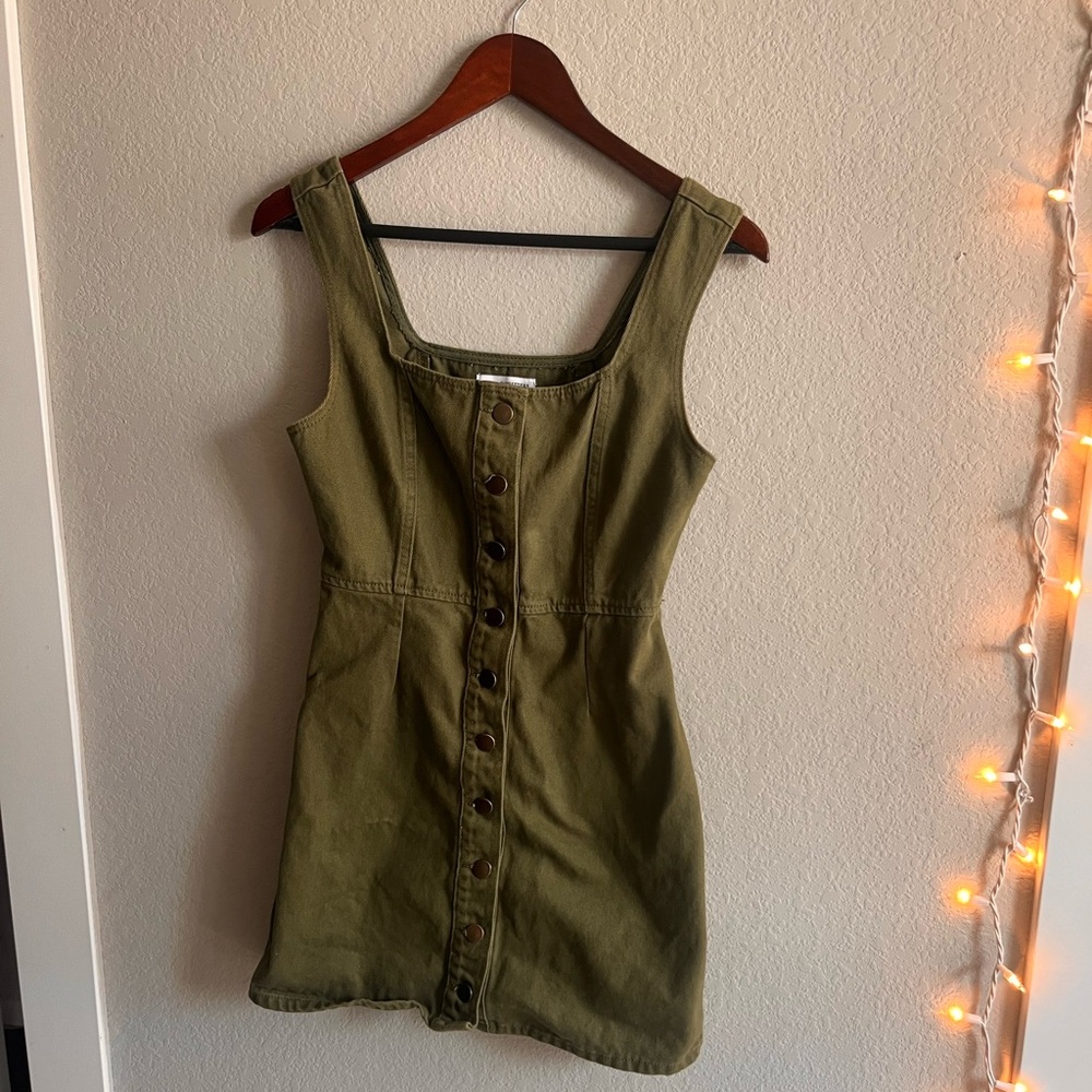 Size 6 Urban Outfitters Dress